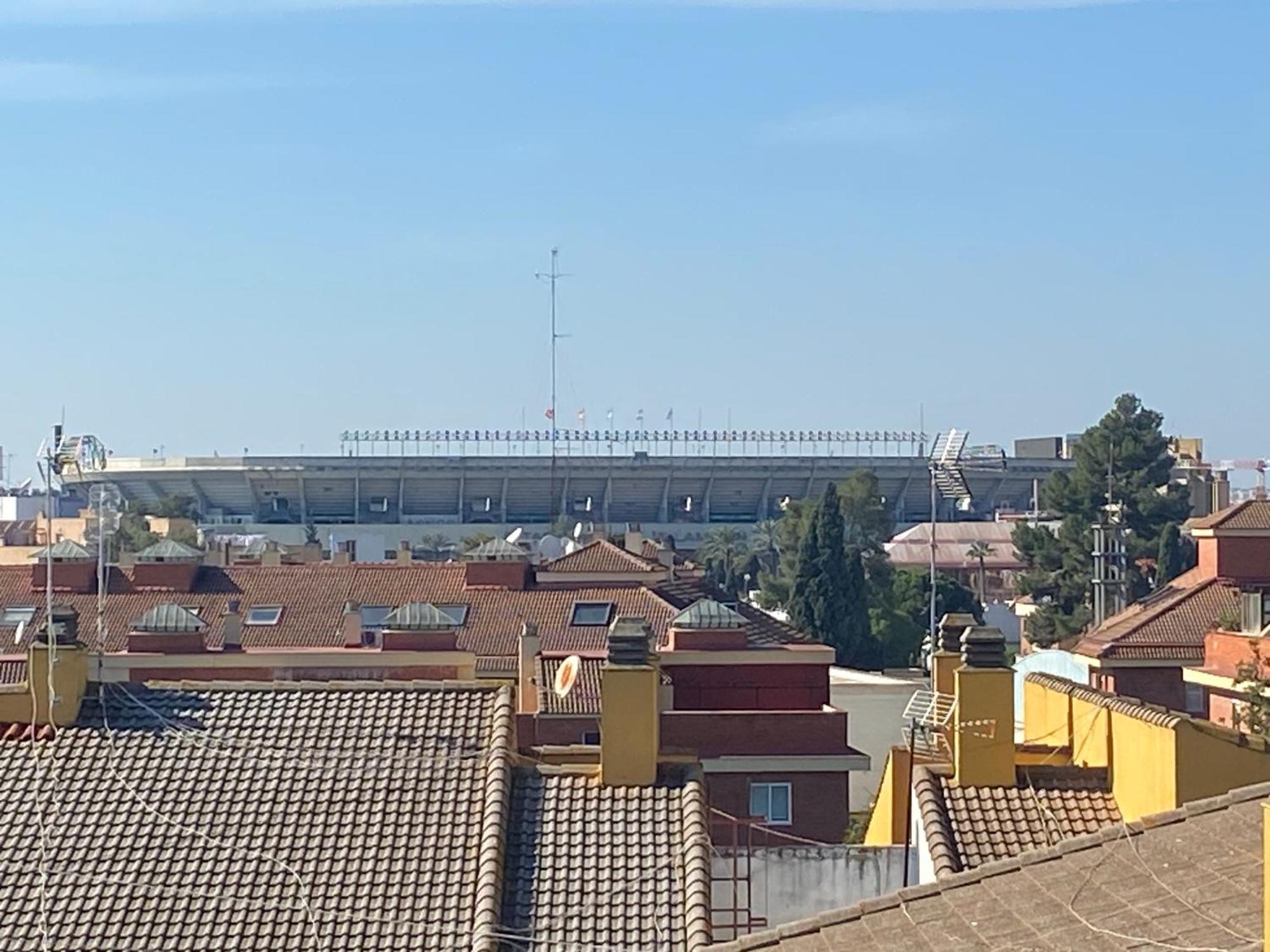 Shared Apartment! Piso Compartido! Общая Квартира! Sevilla Dış mekan fotoğraf
