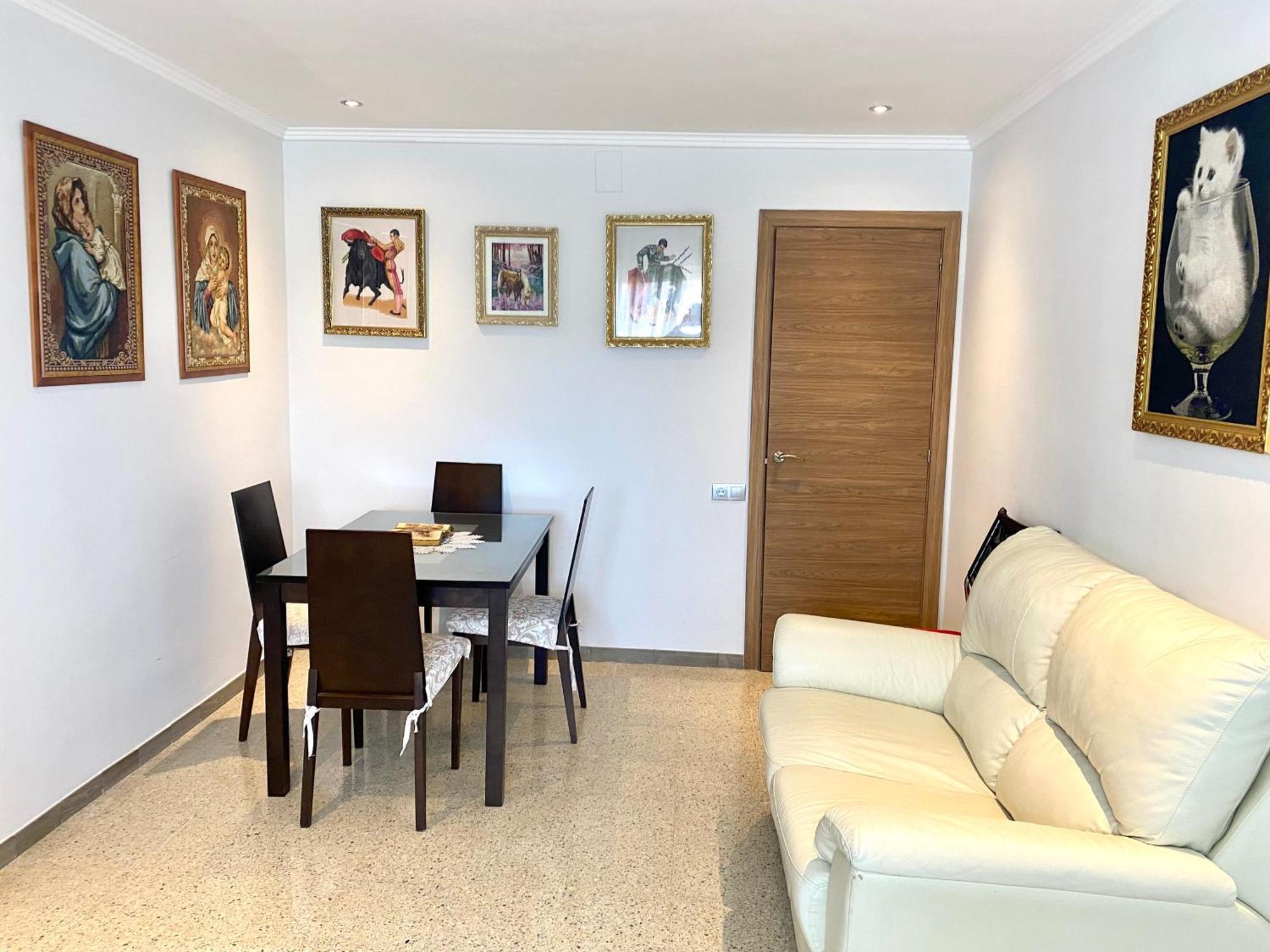 Shared Apartment! Piso Compartido! Общая Квартира! Sevilla Dış mekan fotoğraf
