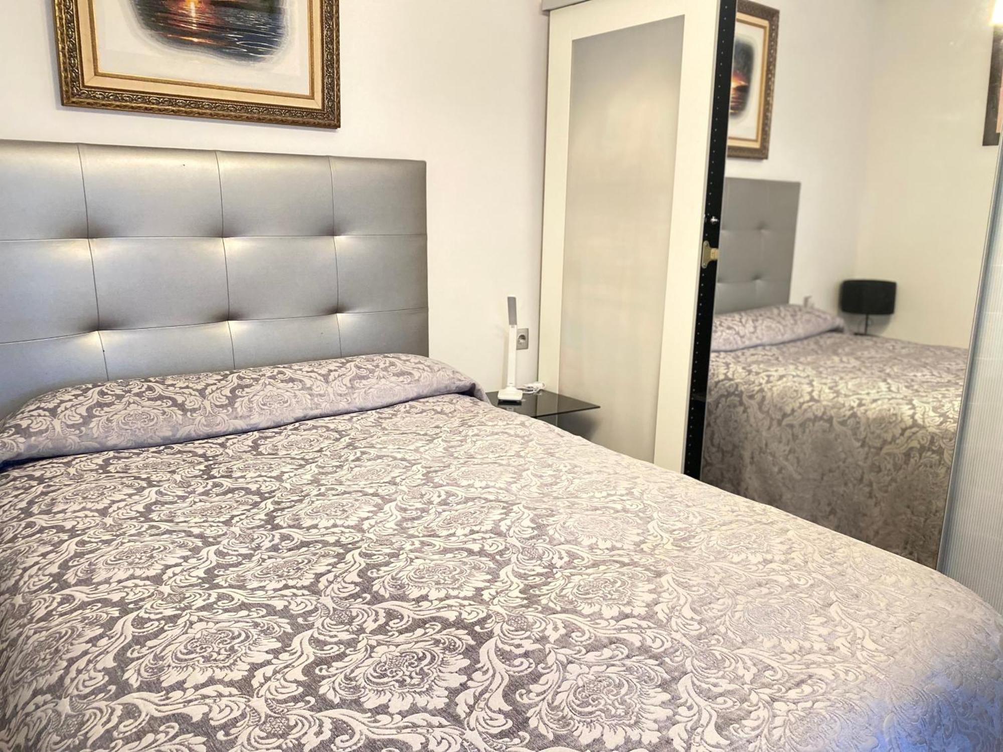 Shared Apartment! Piso Compartido! Общая Квартира! Sevilla Dış mekan fotoğraf