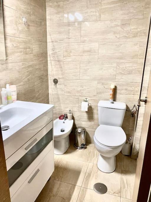 Shared Apartment! Piso Compartido! Общая Квартира! Sevilla Dış mekan fotoğraf