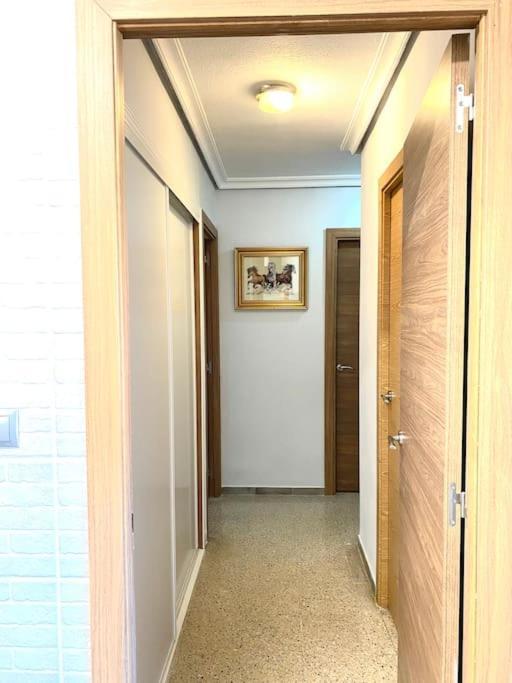 Shared Apartment! Piso Compartido! Общая Квартира! Sevilla Dış mekan fotoğraf